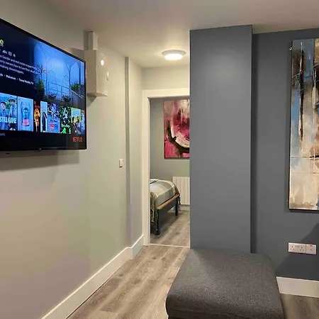 “ The Art House 4” Galway, Woodquay דירה גלוואיי