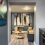 “ The Art House 4” Galway, Woodquay *