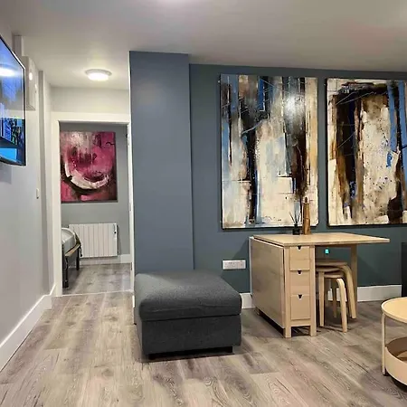 “ The Art House 4” Galway, Woodquay 골웨이